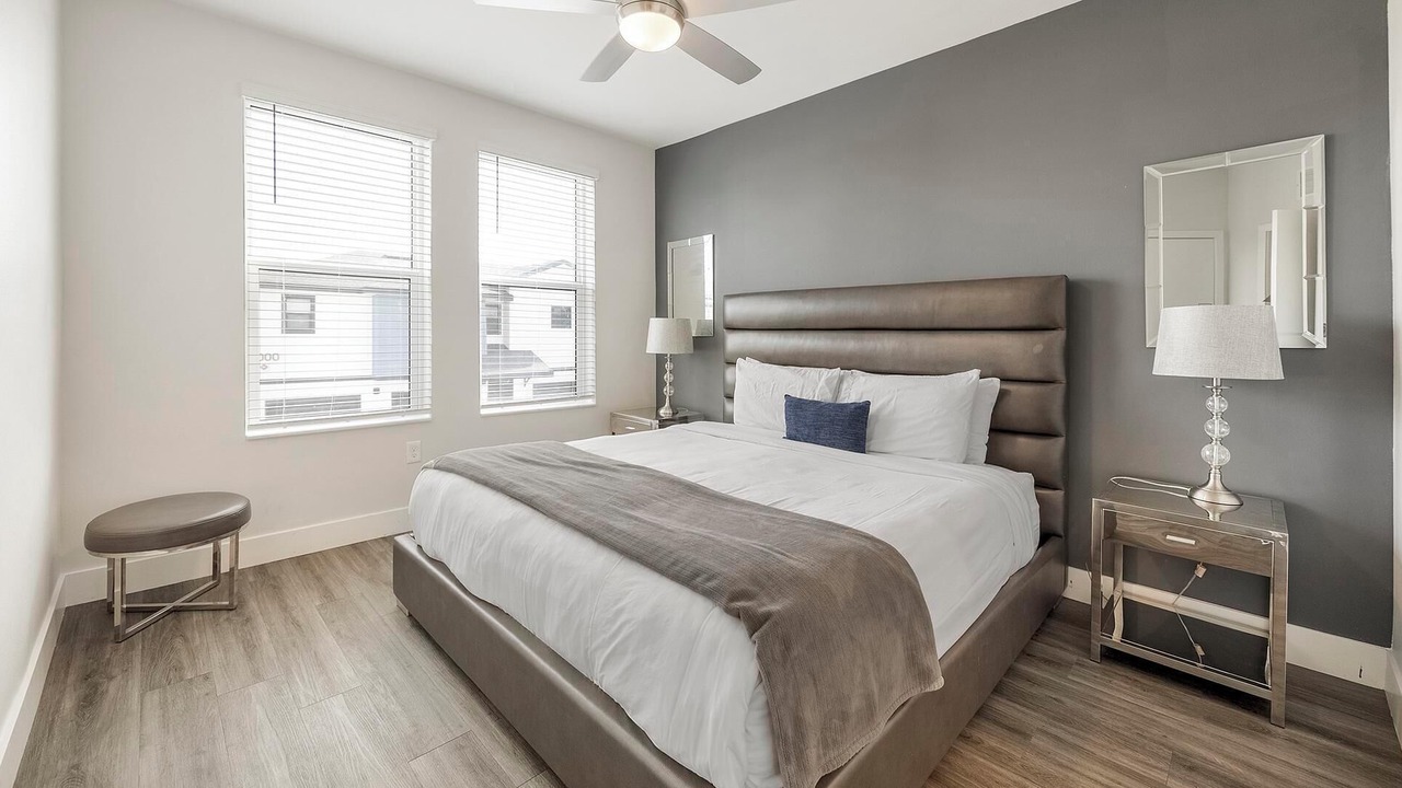 Photo of Bedroom in Port Tampa City