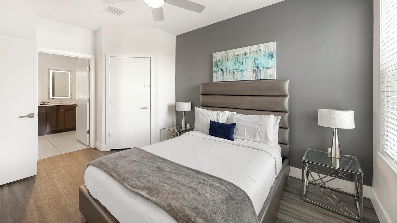 Photo of Bedroom in Port Tampa City