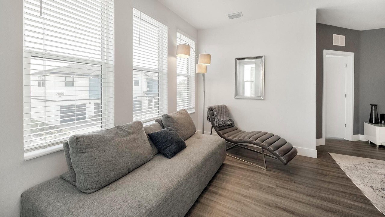 Photo of Livingroom in Port Tampa City