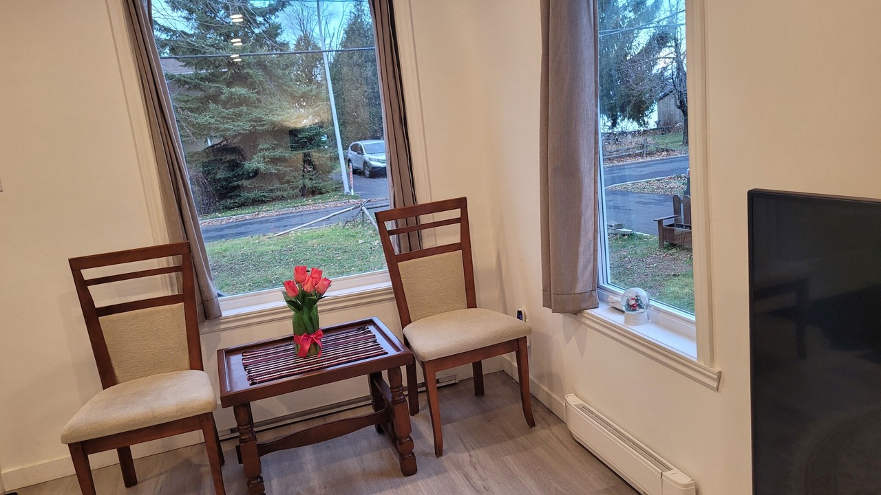 Photo of Livingroom in Valleyfield