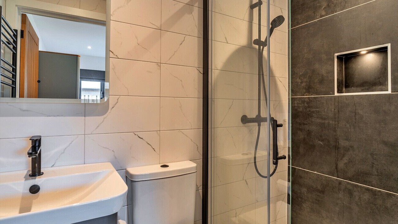 Photo of Bathroom in The Lizard