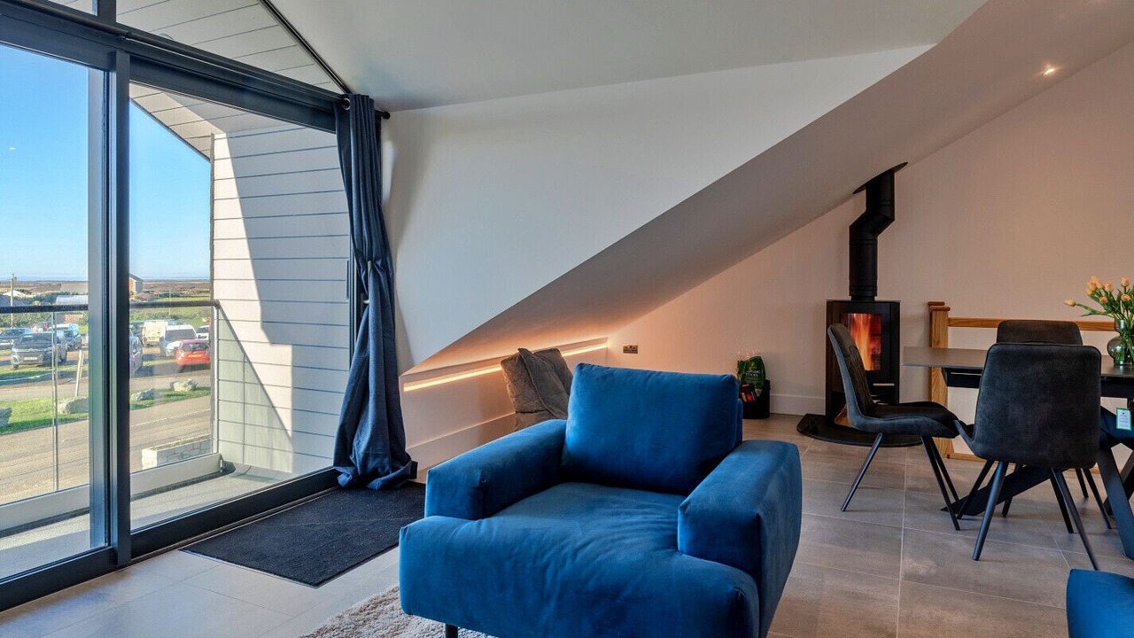 Photo of Livingroom in The Lizard