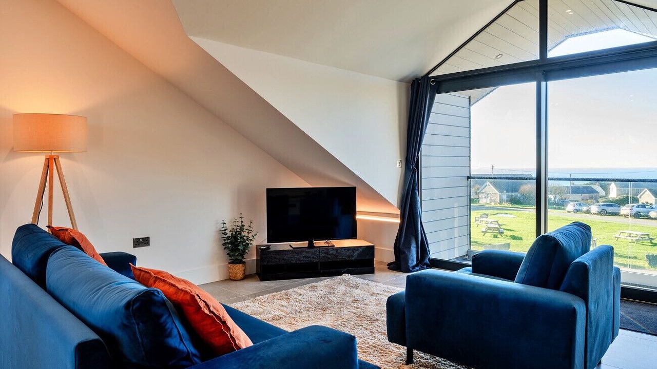 Photo of Livingroom in The Lizard