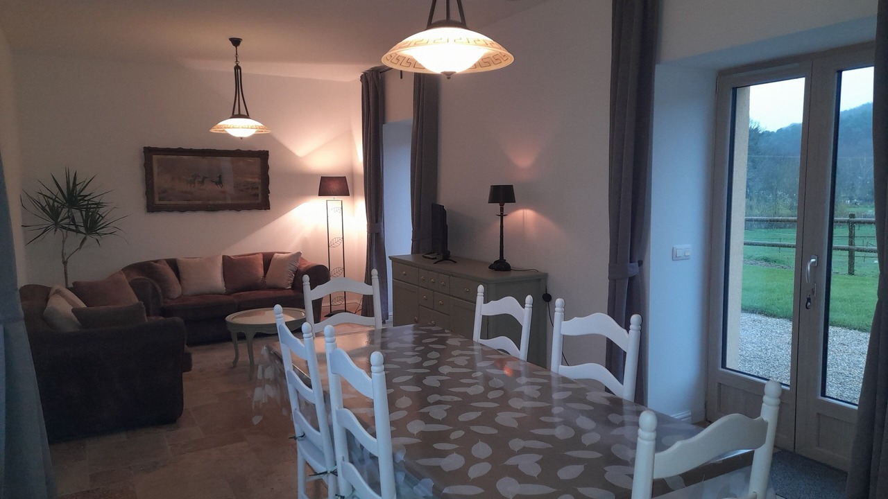 Photo of Others in Sully