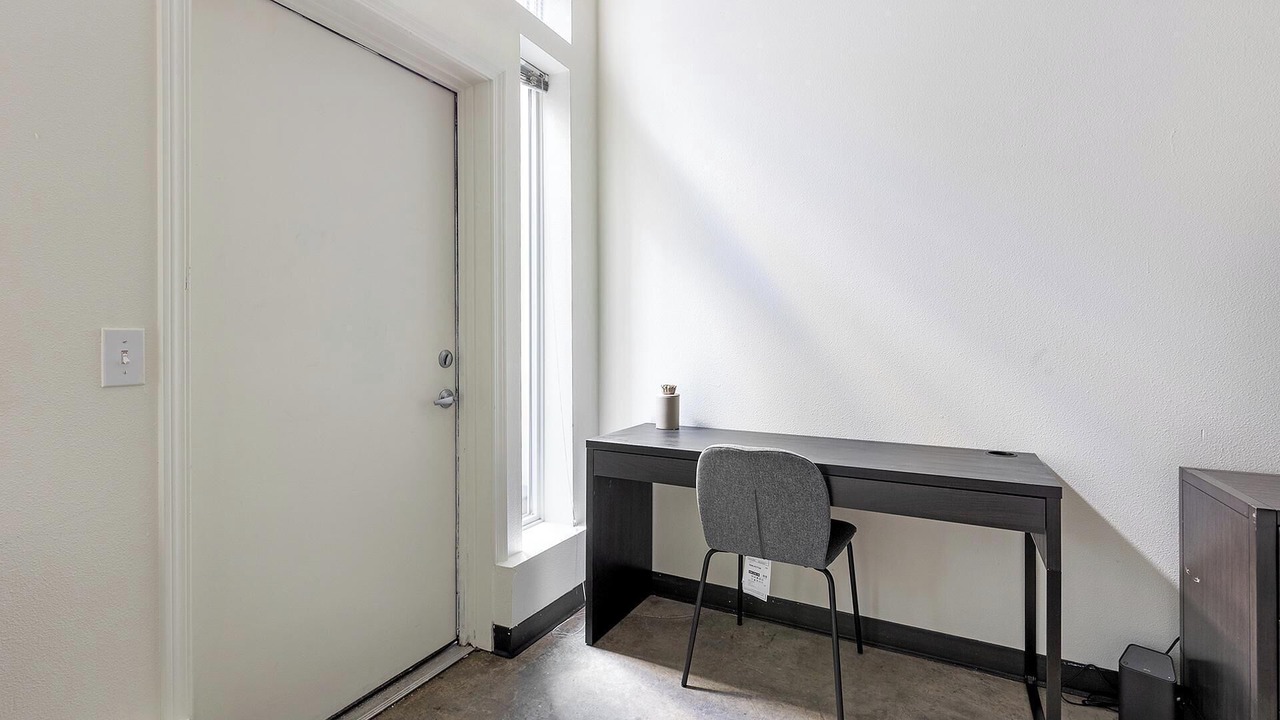 Photo of Others in Pearl District