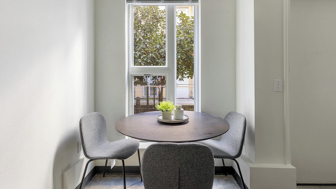 Photo of Others in Pearl District