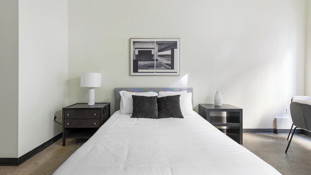 Photo of Bedroom in Pearl District