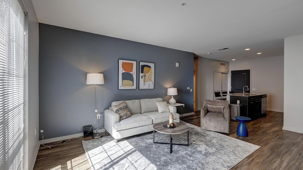 Photo of Livingroom in Grove City