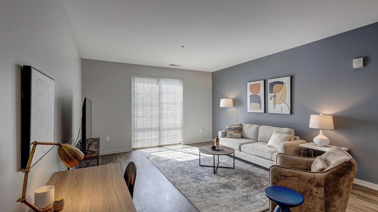 Photo of Livingroom in Grove City