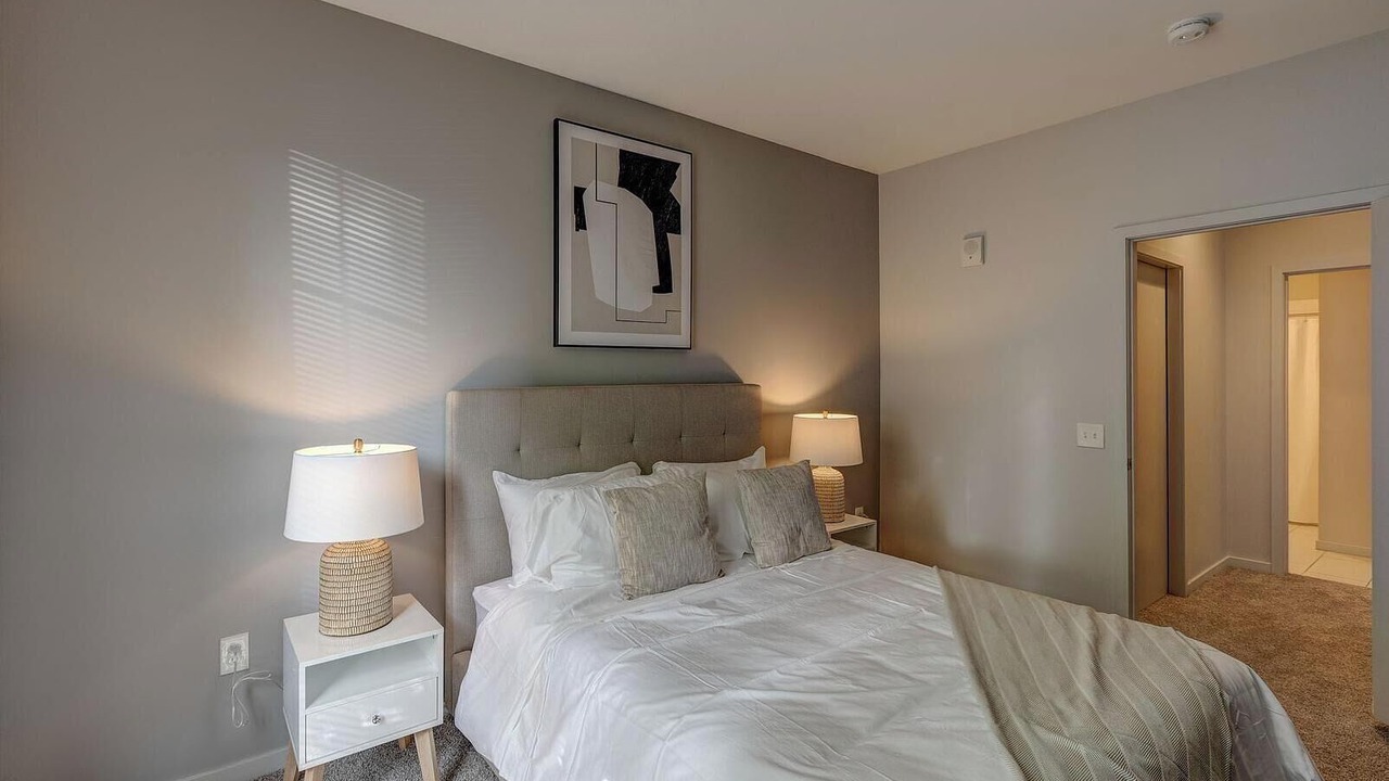 Photo of Bedroom in Grove City
