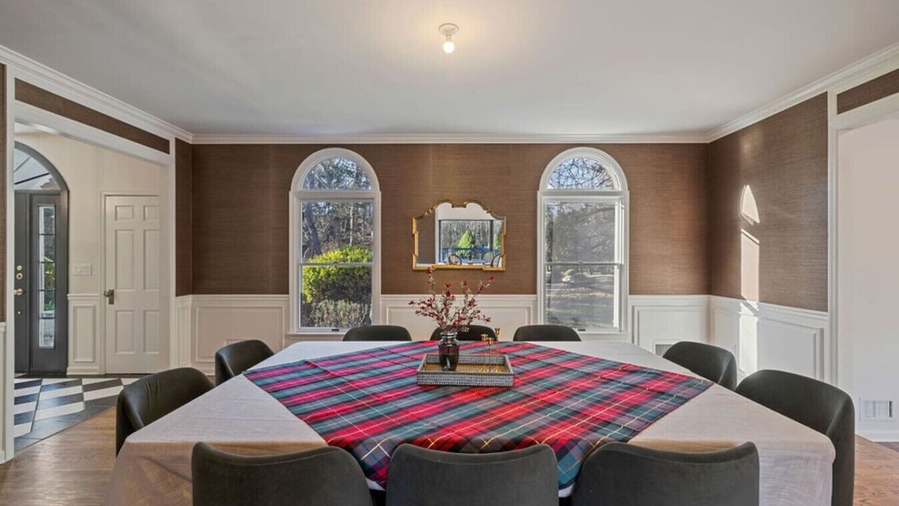 Photo of Others in Suffern