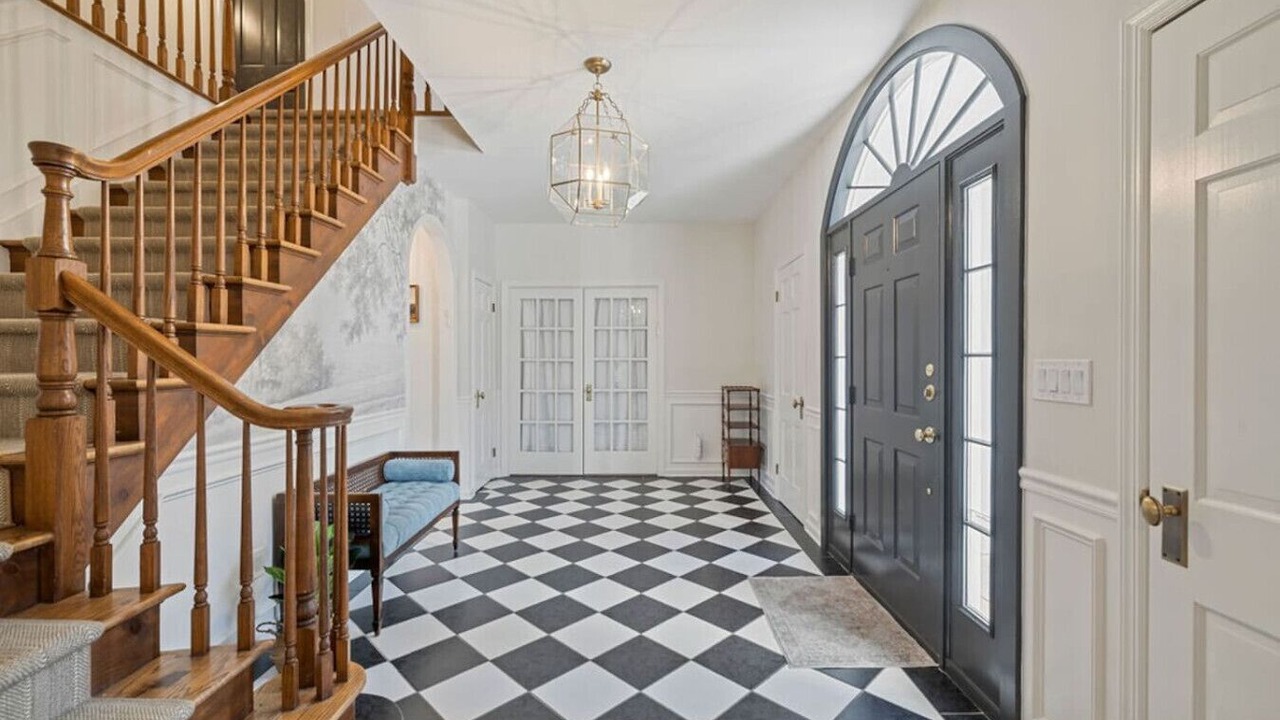 Photo of Others in Suffern