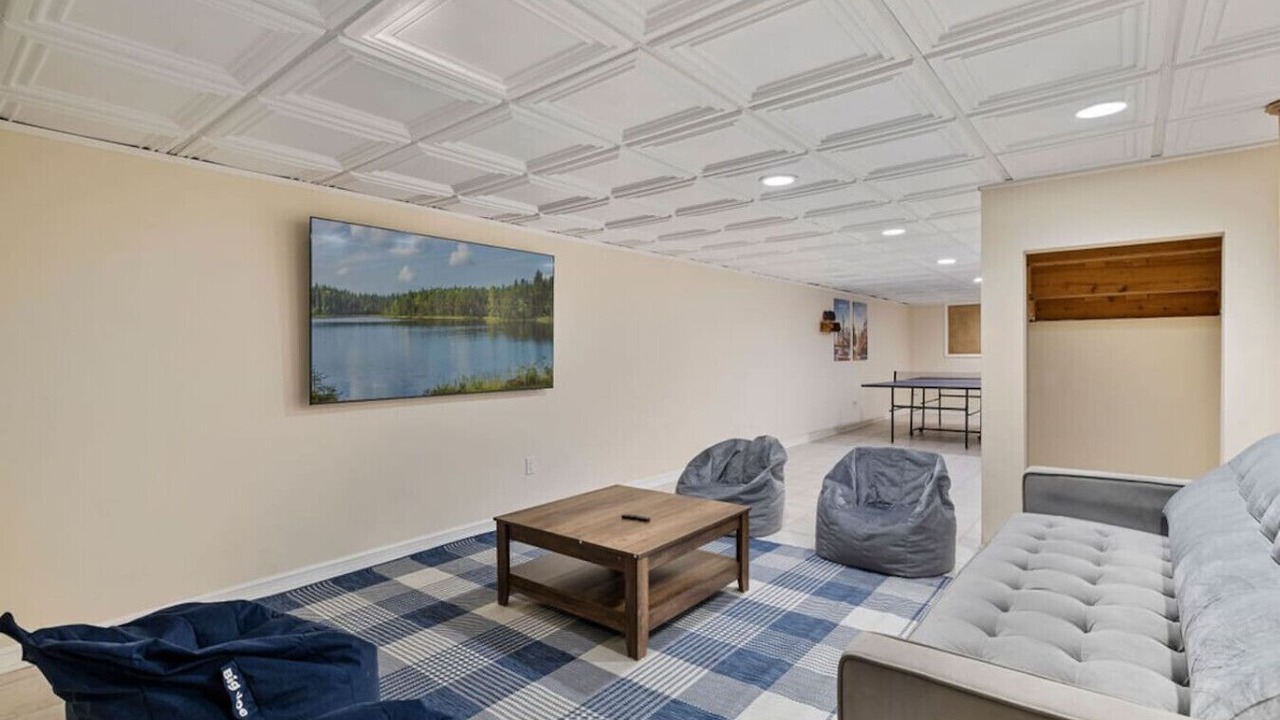 Photo of Livingroom in Suffern