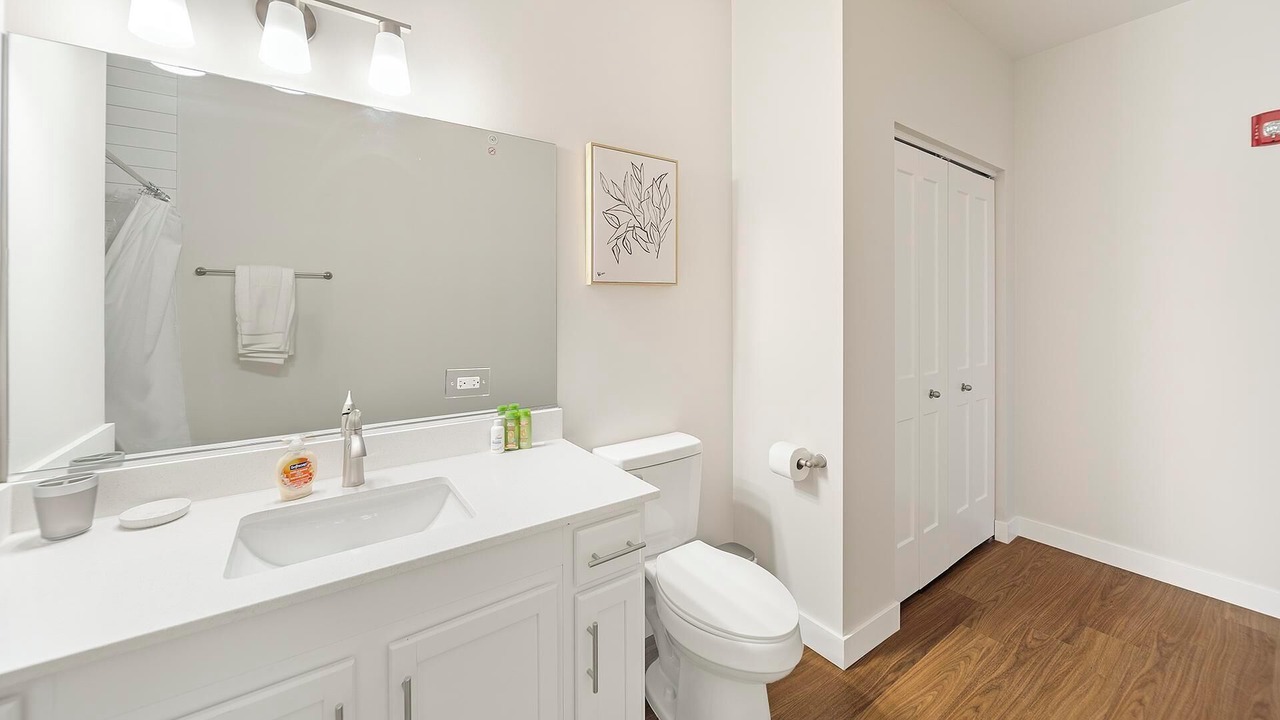 Photo of Bathroom in Willow Springs