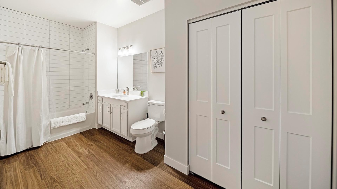 Photo of Bathroom in Willow Springs