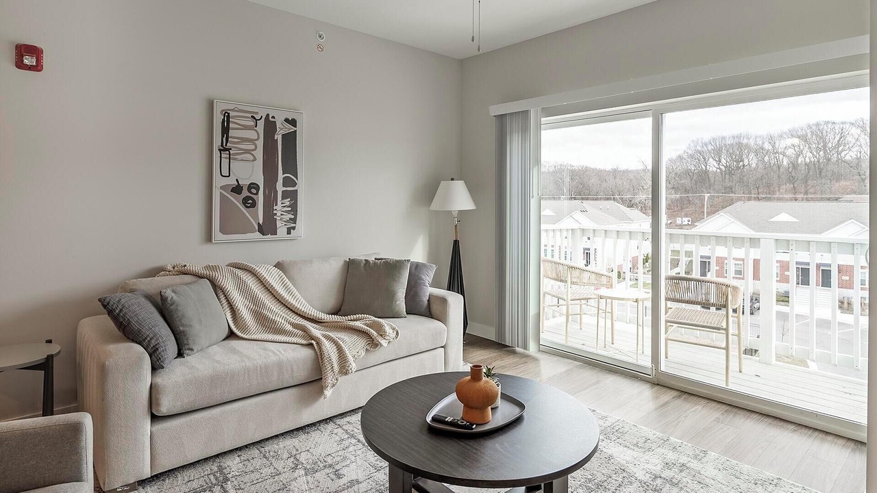 Photo of Livingroom in Willow Springs