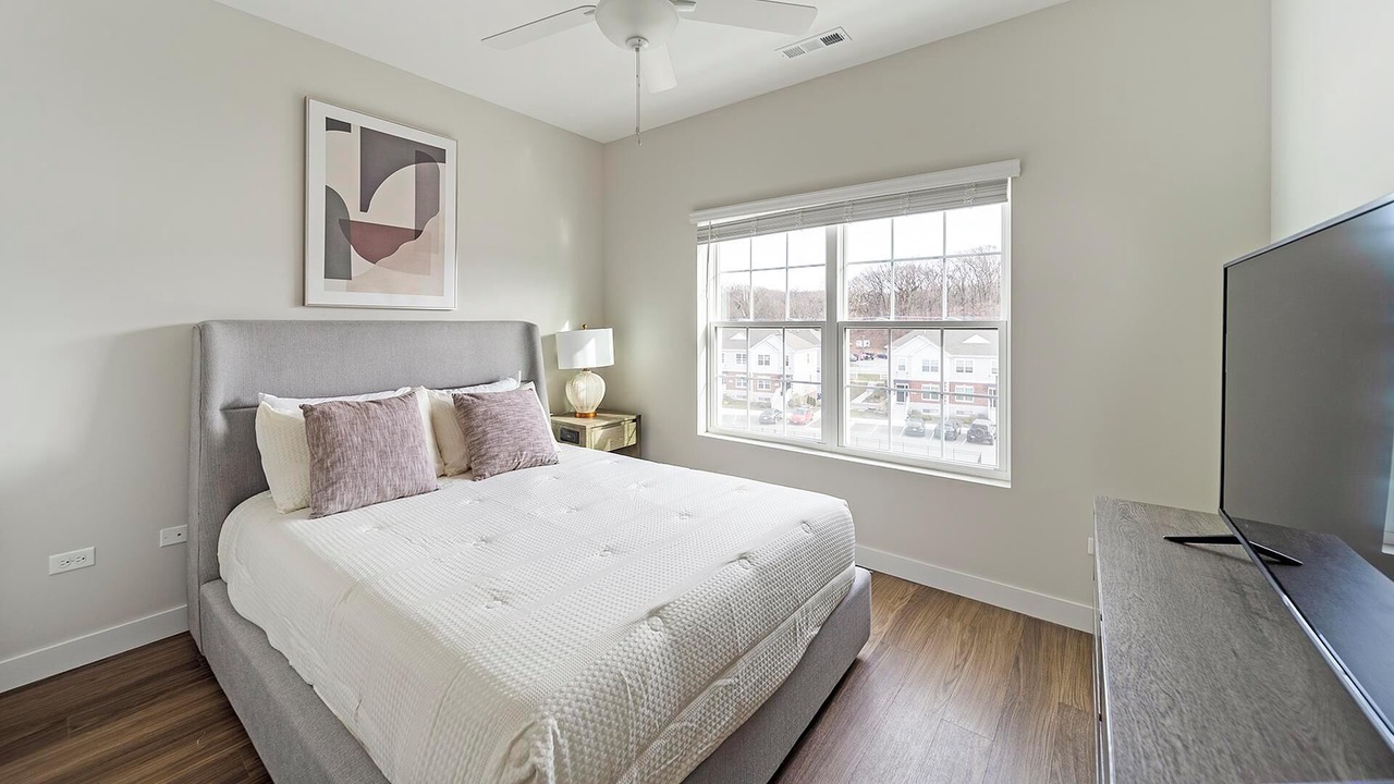 Photo of Bedroom in Willow Springs