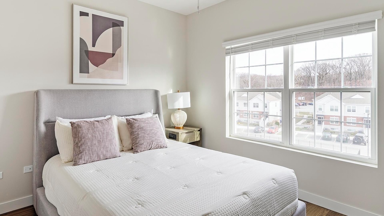 Photo of Bedroom in Willow Springs