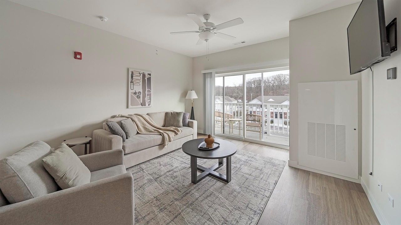 Photo of Livingroom in Willow Springs