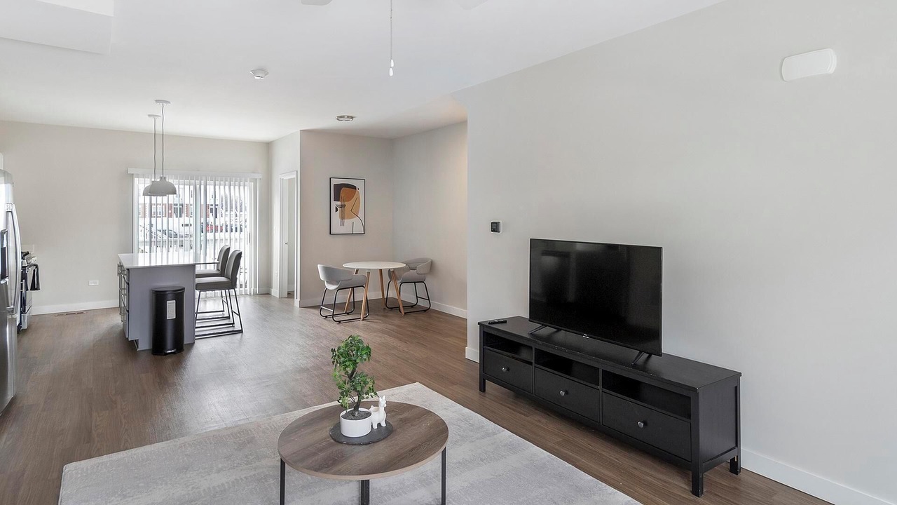 Photo of Others in Willow Springs