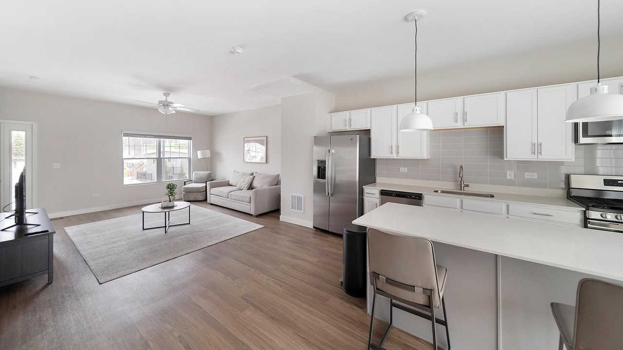 Photo of Others in Willow Springs