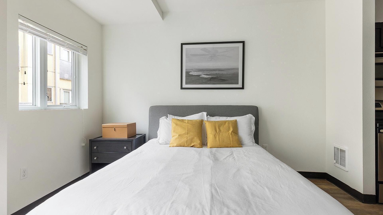 Photo of Bedroom in Pearl District