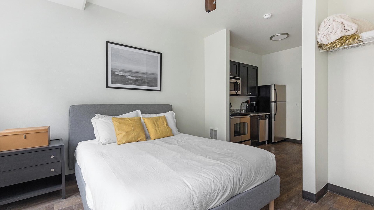 Photo of Bedroom in Pearl District