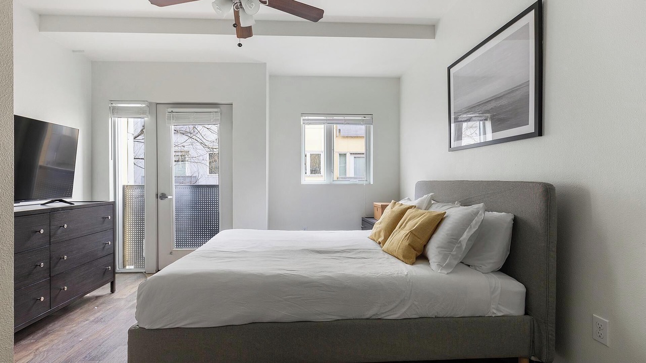 Photo of Bedroom in Pearl District