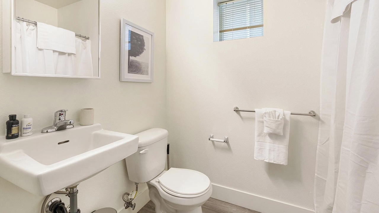 Photo of Bathroom in Pearl District