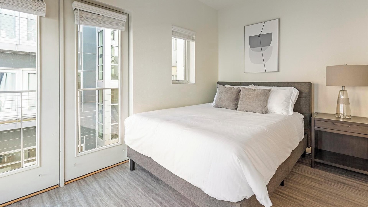 Photo of Bedroom in Pearl District