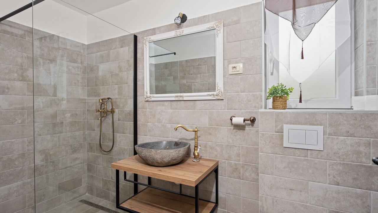Photo of Bathroom in Zagore