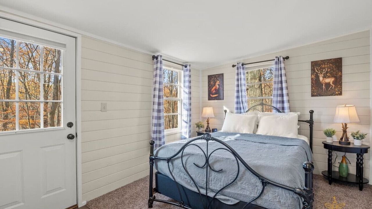 Photo of Bedroom in Fayetteville