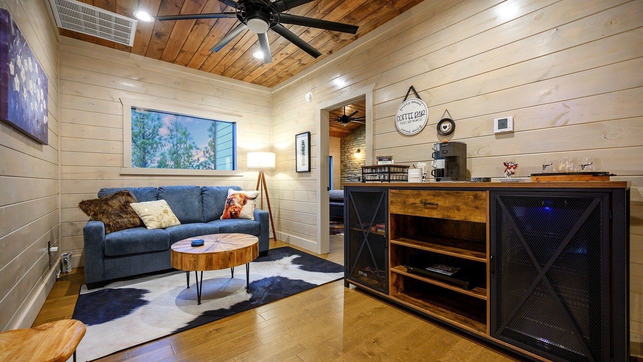 Photo of Livingroom in Pickens