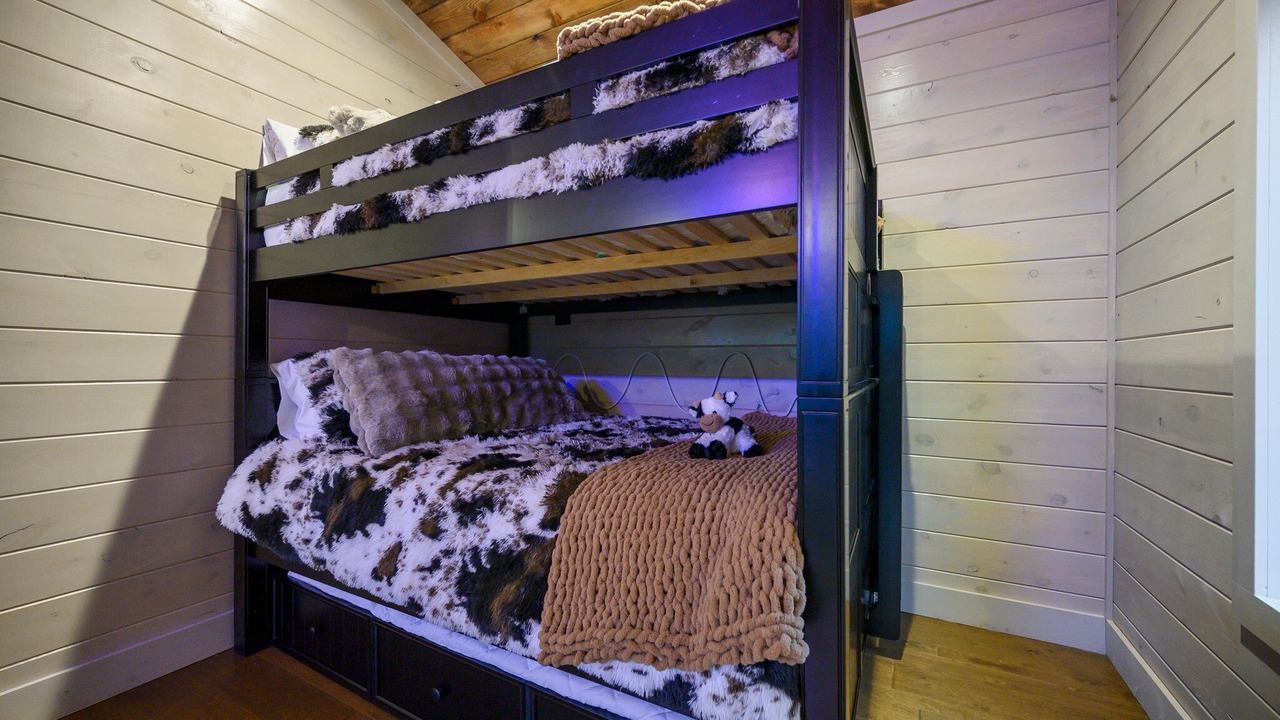 Photo of Bedroom in Pickens