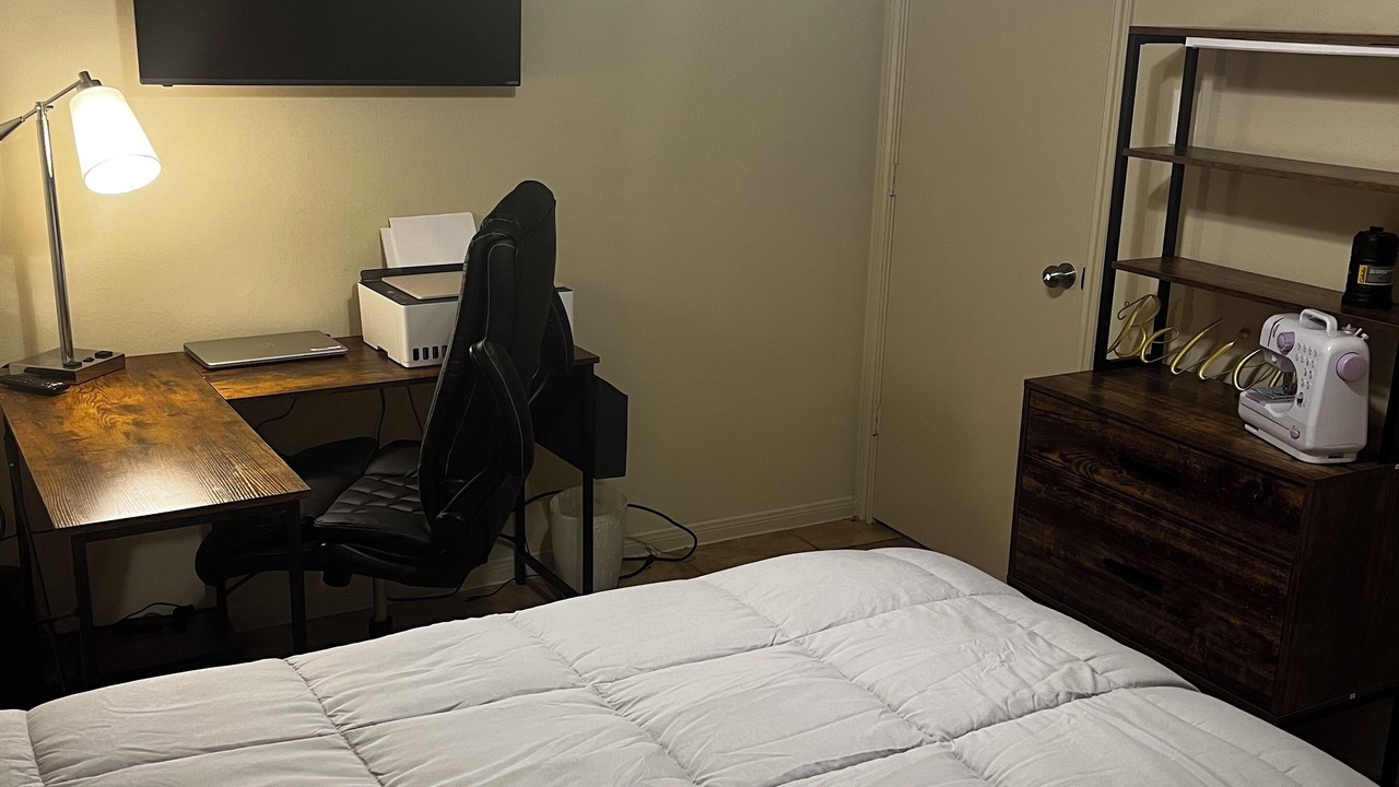 Photo of Bedroom in Channelview
