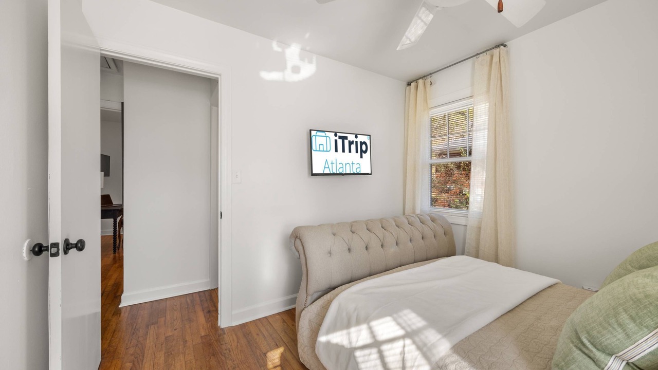 Photo of Bedroom in College Heights