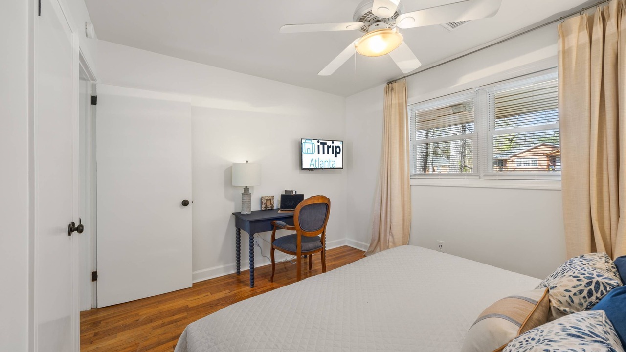 Photo of Bedroom in College Heights