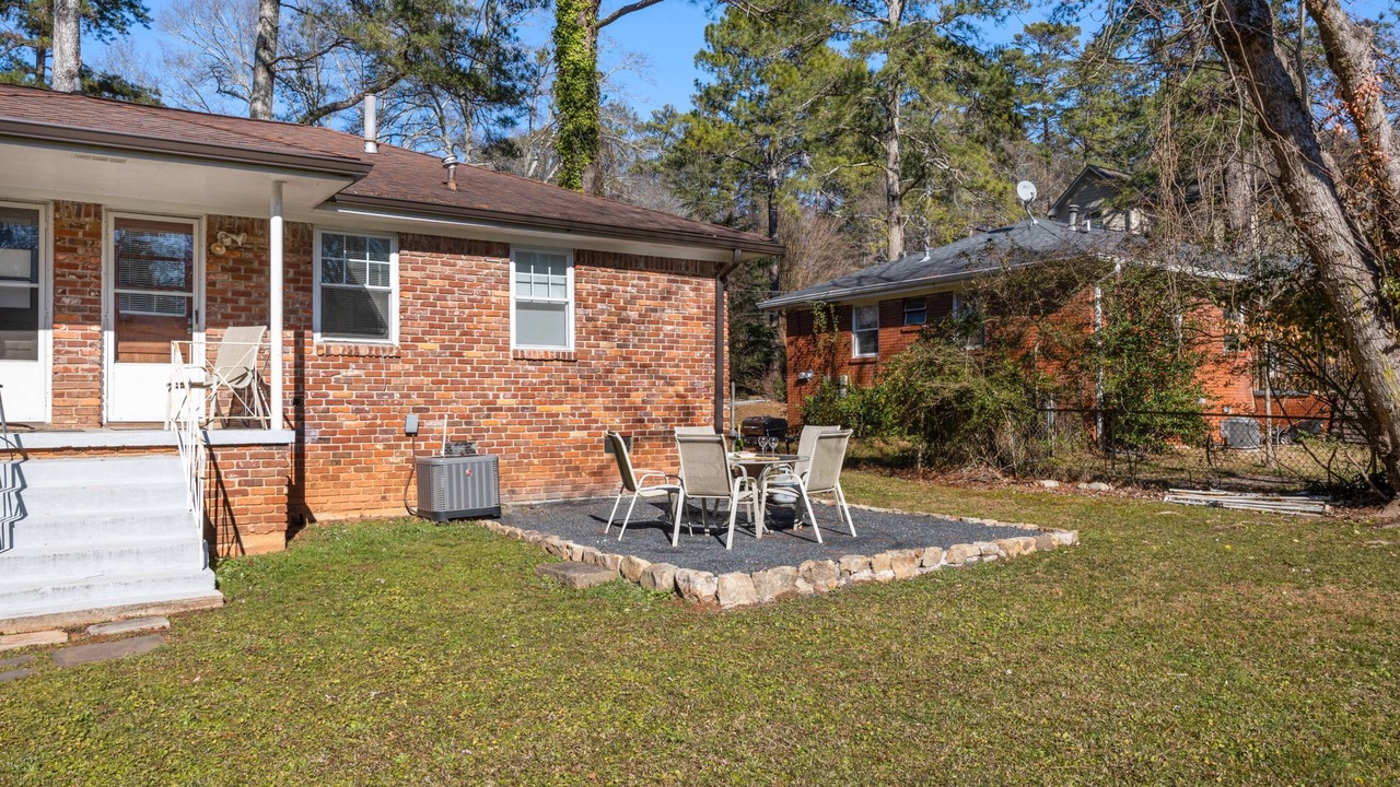 Photo of Outdoor in College Heights
