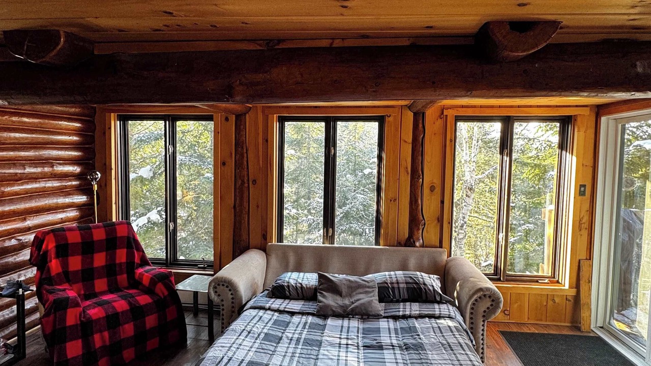 Photo of Bedroom in Saint-Michel-des-Saints