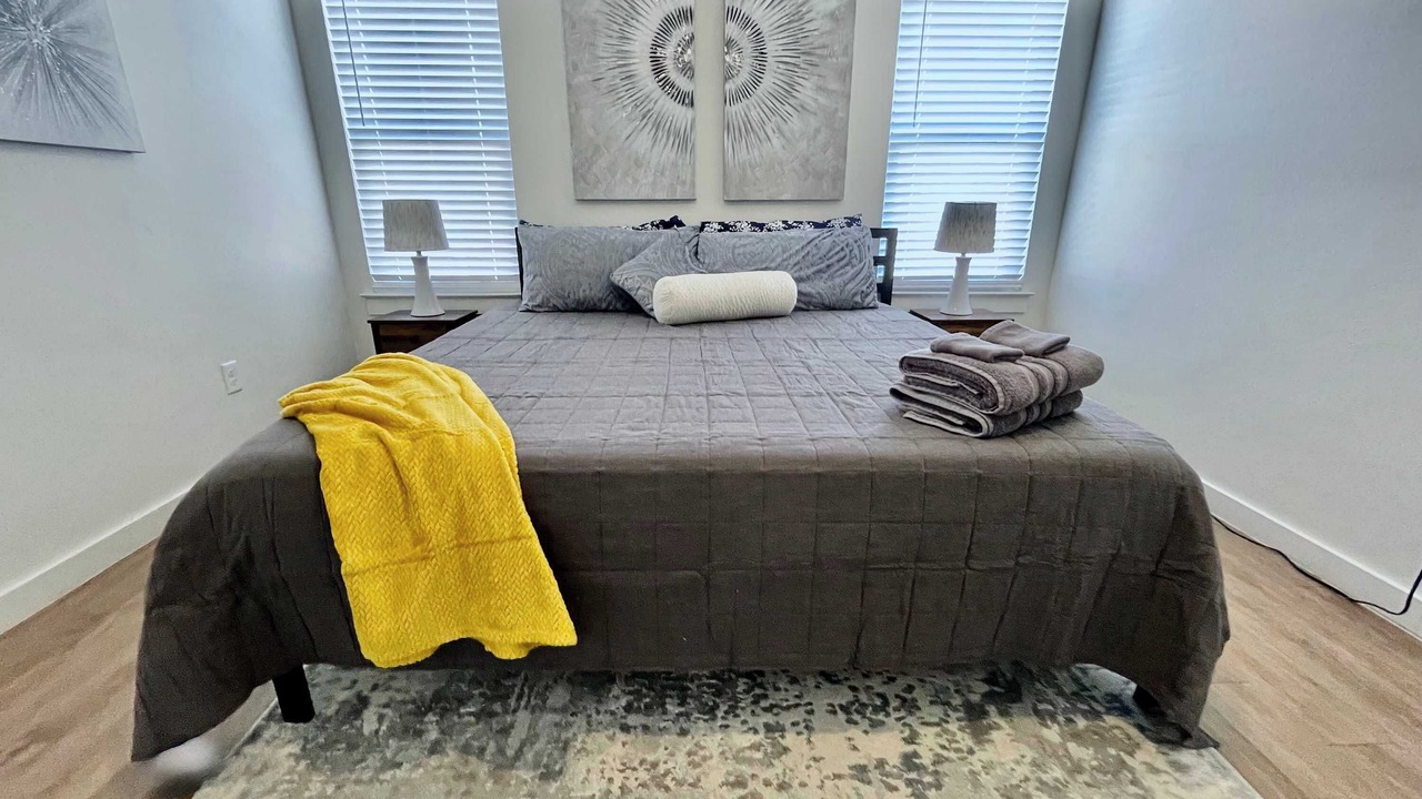 Photo of Bedroom in North by Northwest