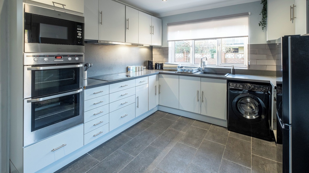 Photo of Kitchen in Staines
