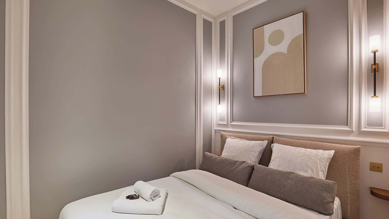 Photo of Others in Champs-Elysees