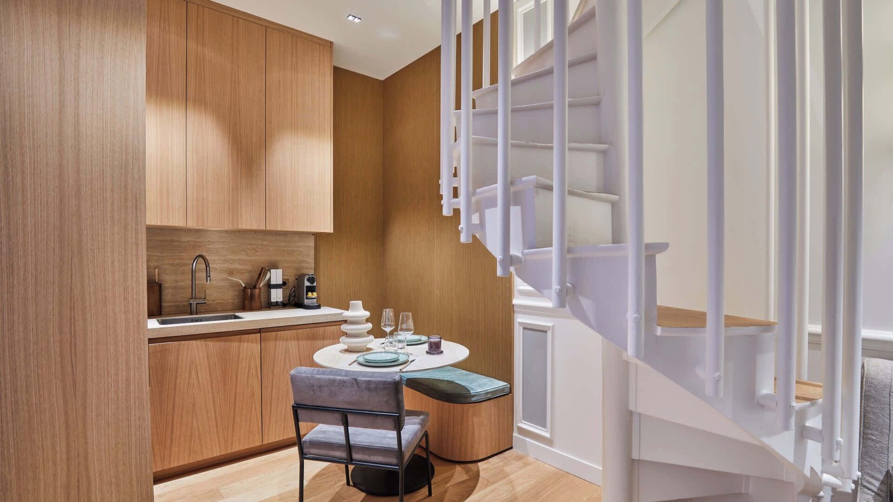 Photo of Others in Champs-Elysees