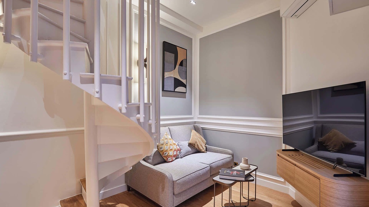 Photo of Others in Champs-Elysees