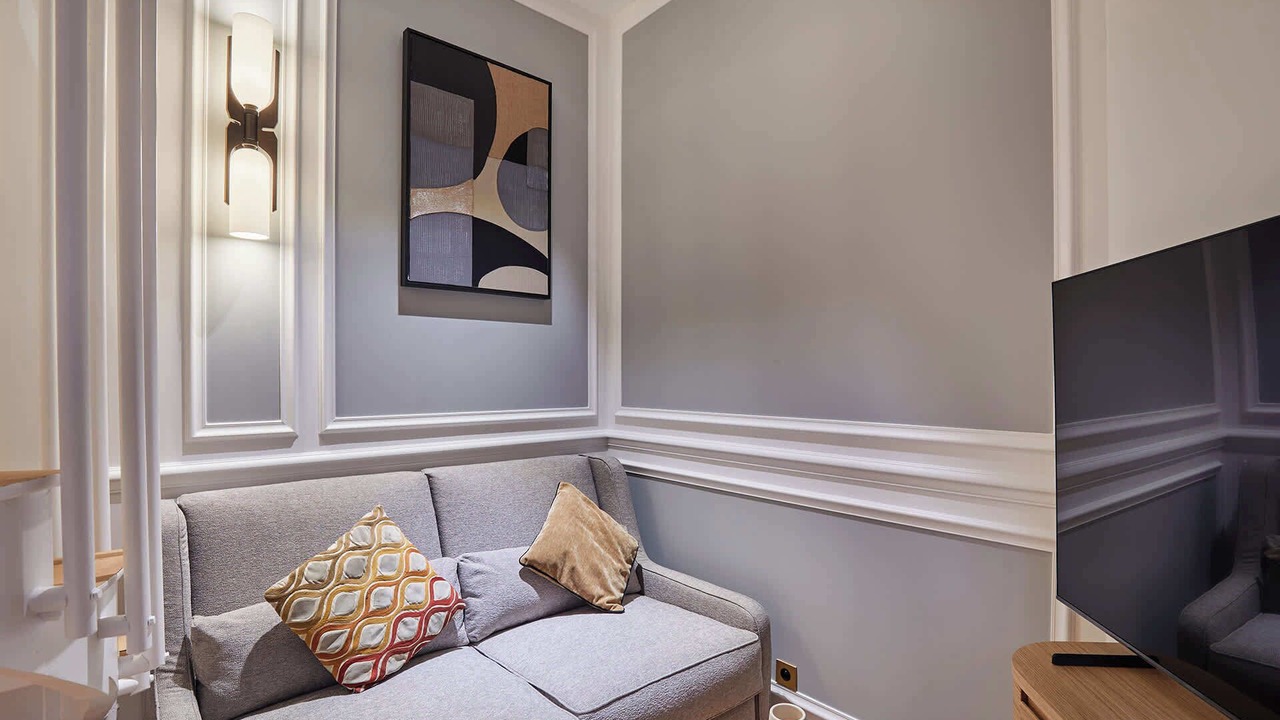 Photo of Others in Champs-Elysees