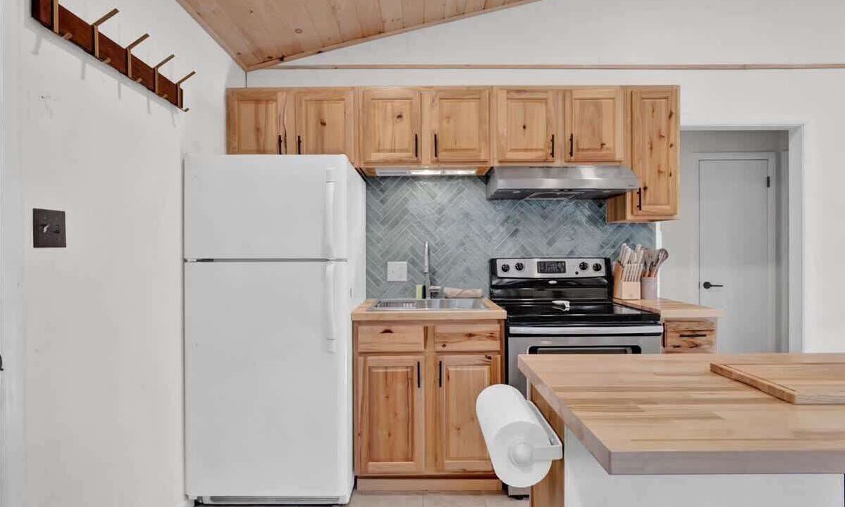 Photo of Kitchen in Locust Lake Village