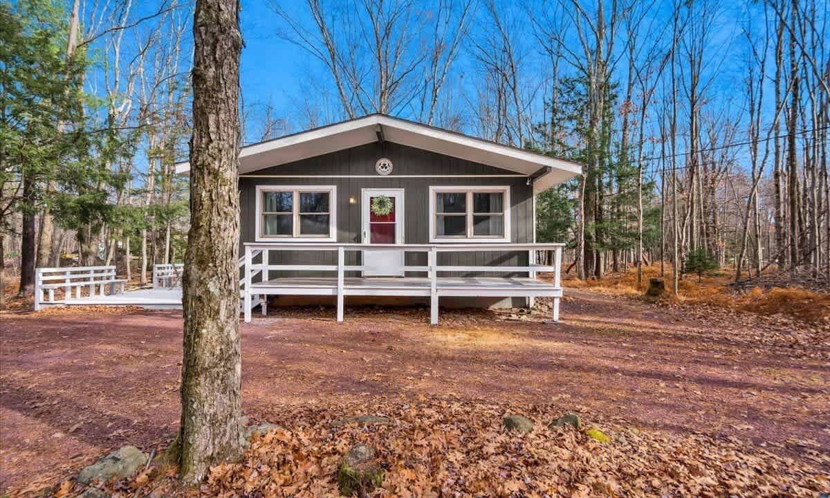 Photo of Outdoor in Locust Lake Village