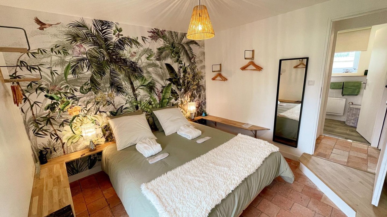 Photo of Bedroom in Savigny-en-Veron
