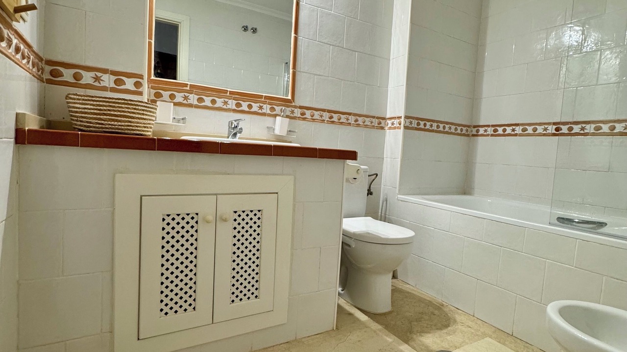 Photo of Bathroom in La Florida