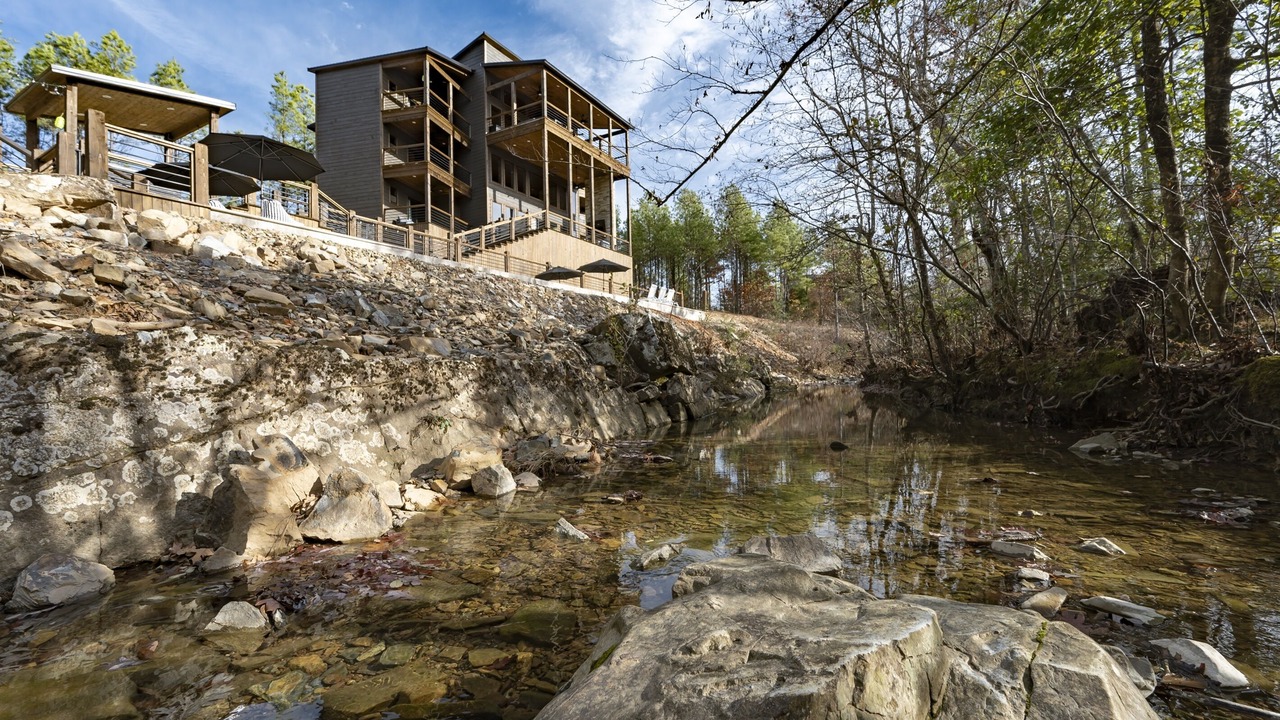 Photo of Others in Pickens